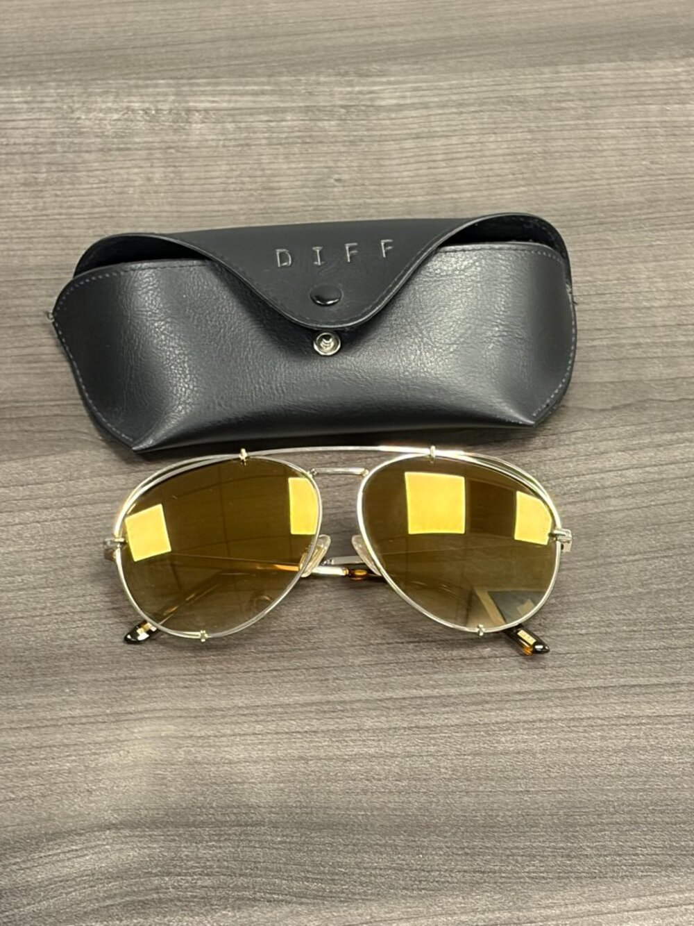 DIFF Koko Gold Aviator Sunglasses Trendy Retro